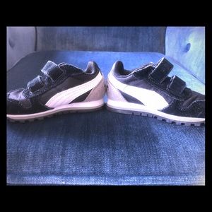 Toddler puma shoes size 5